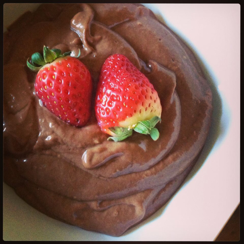 raw chocolate yogi berri mousse clean eating mousse